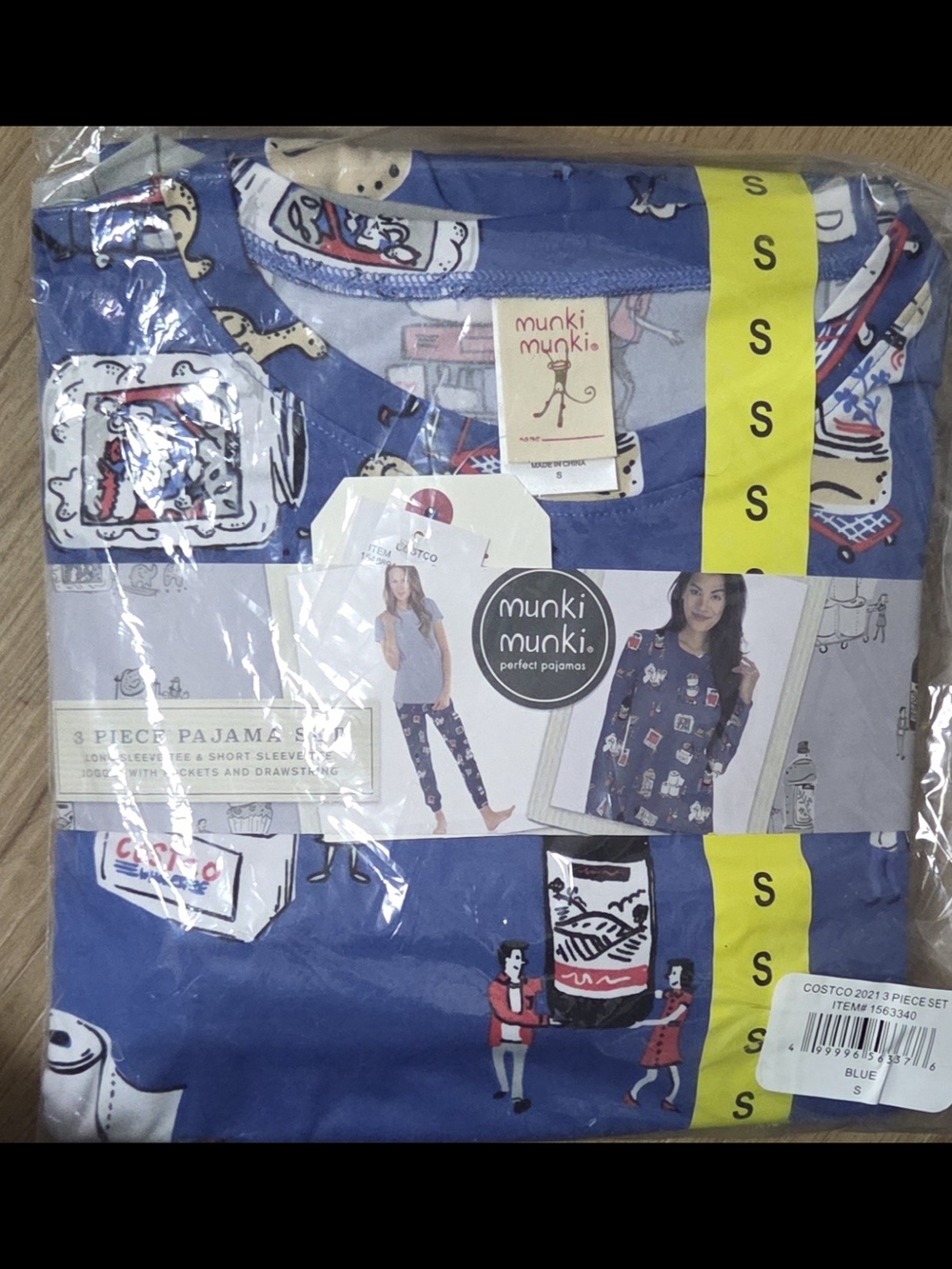 Munki Munki Blue 3 Piece Pajama Set with Costco Print